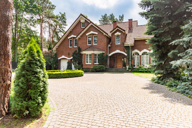 Best Driveway Pavers Near Me  in Halesite, NY